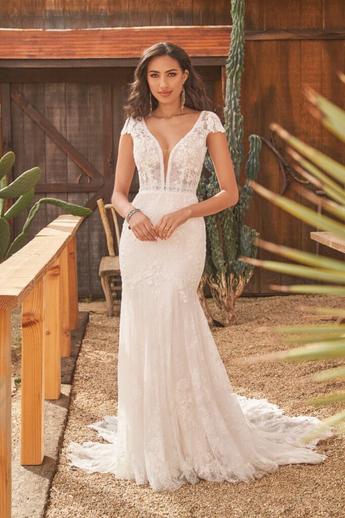 66255-Lillian West-PureBridal-edmonton bridal shop, edmonton wedding dress, lace v-neck cap sleeves