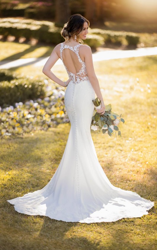 6916-Stella York-Pure Bridal, crepe, keyhole, lace, sheath, fit and flare, elegant, crepe, wedding gown