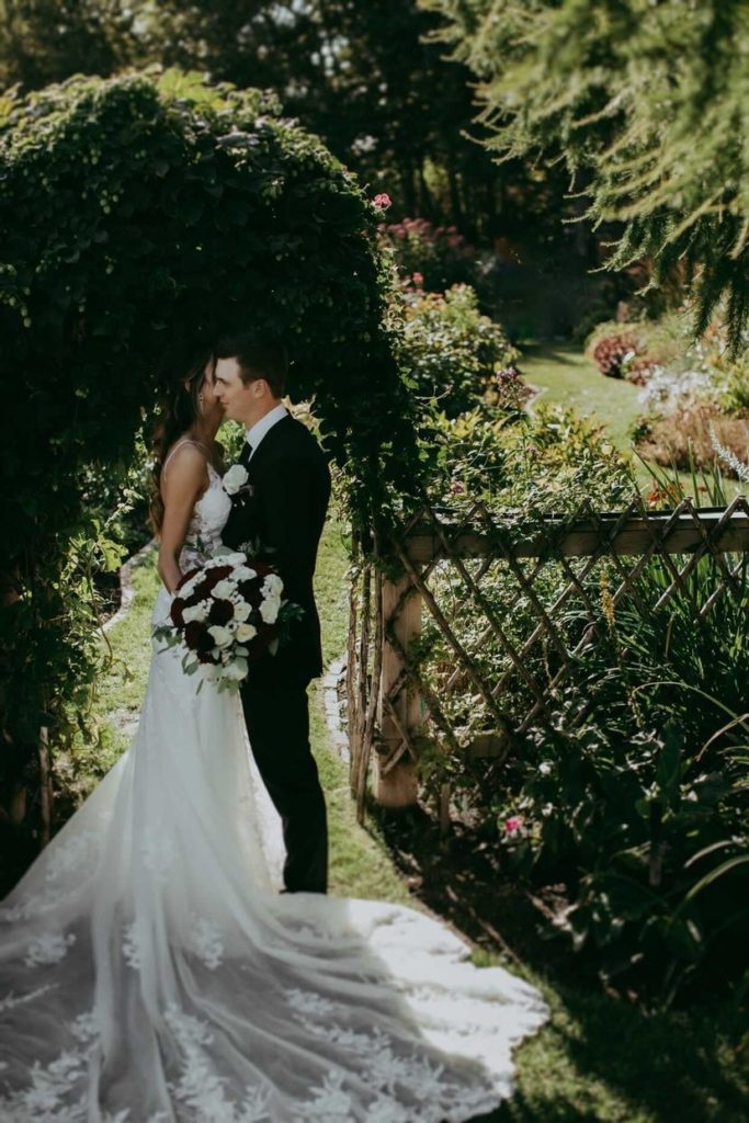 D2770 Essense of Australia Pure Bridal 16