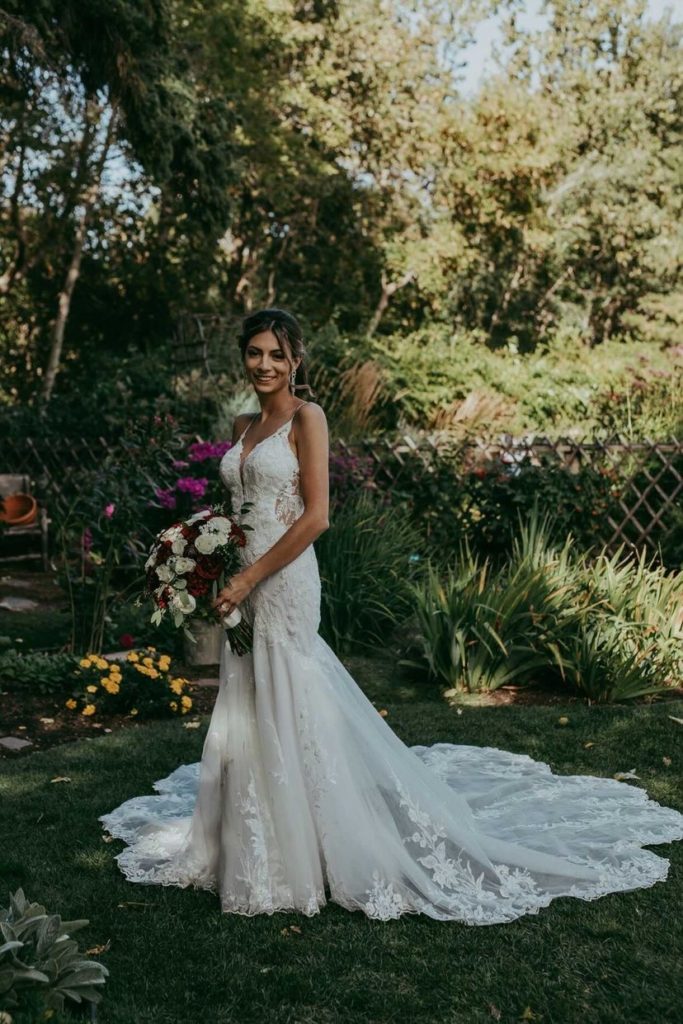 D2770 Essense of Australia Pure Bridal 19