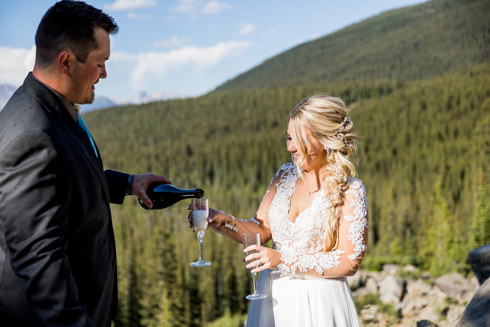 6422 Lillian West PureBridal.c